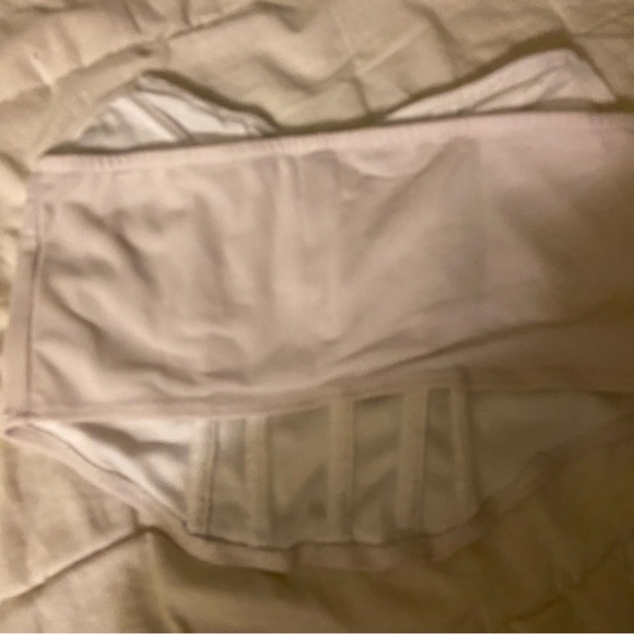 thrifted white scrunch corset top from PLT. in great condition - Picture 2 of 3